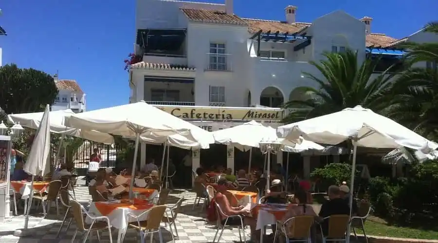 cafeteria-mirasol-nerja-restaurante